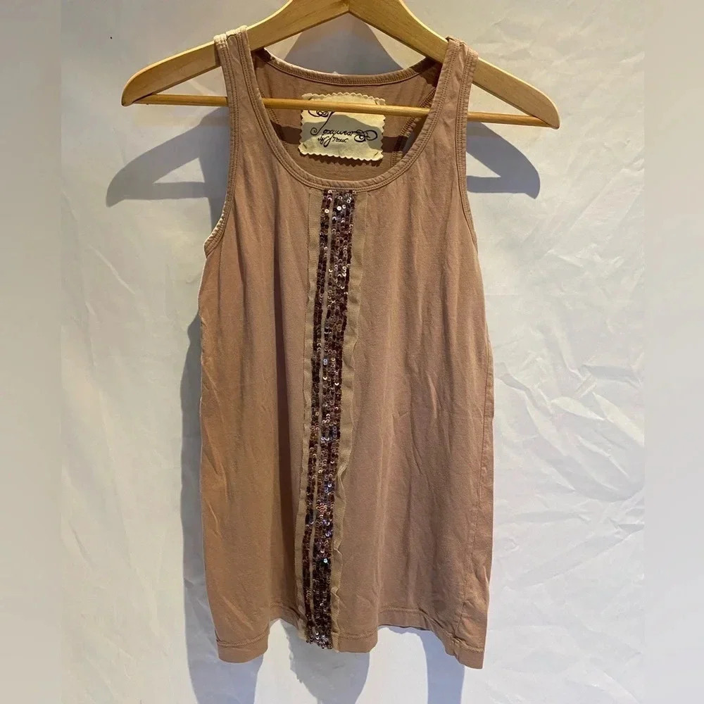 Tank top with mesh/sequin accent, size M